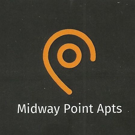 Midway Point Apts Lägenhet Heraklion Exteriör bild